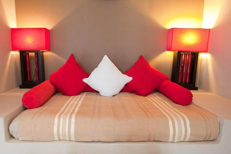 Agroturismo Atzaro Santa Eulària des Riu Exterior foto