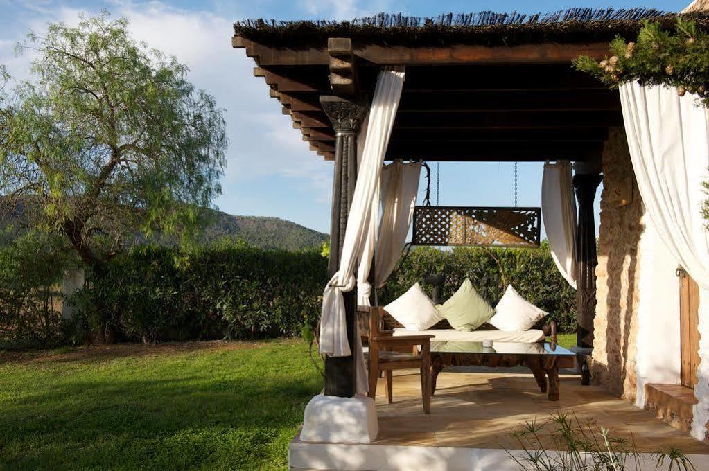 Agroturismo Atzaro Santa Eulària des Riu Exterior foto