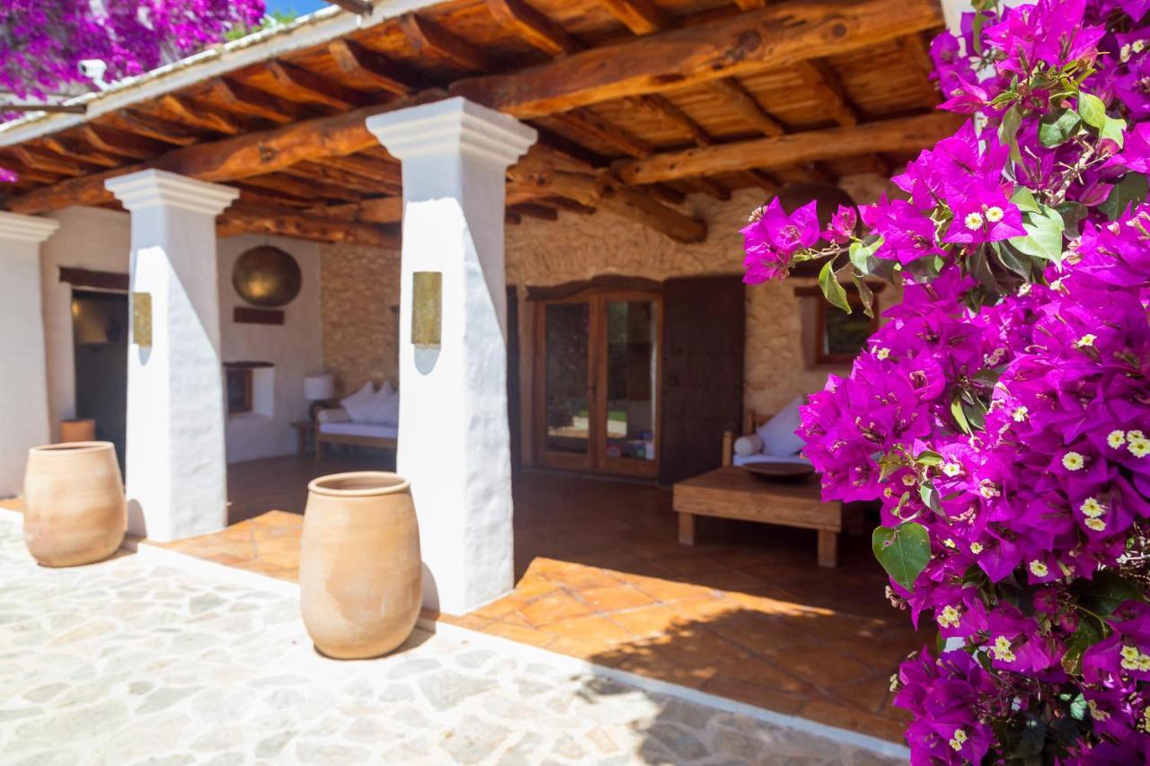 Agroturismo Atzaro Santa Eulària des Riu Exterior foto