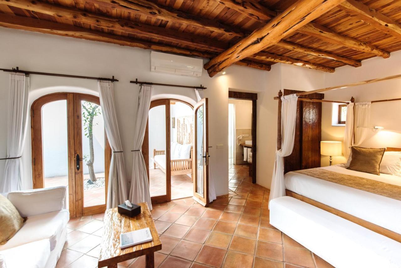 Agroturismo Atzaro Santa Eulària des Riu Exterior foto