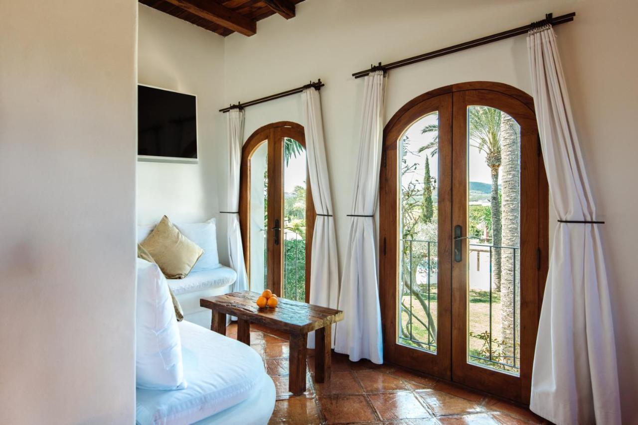 Agroturismo Atzaro Santa Eulària des Riu Exterior foto